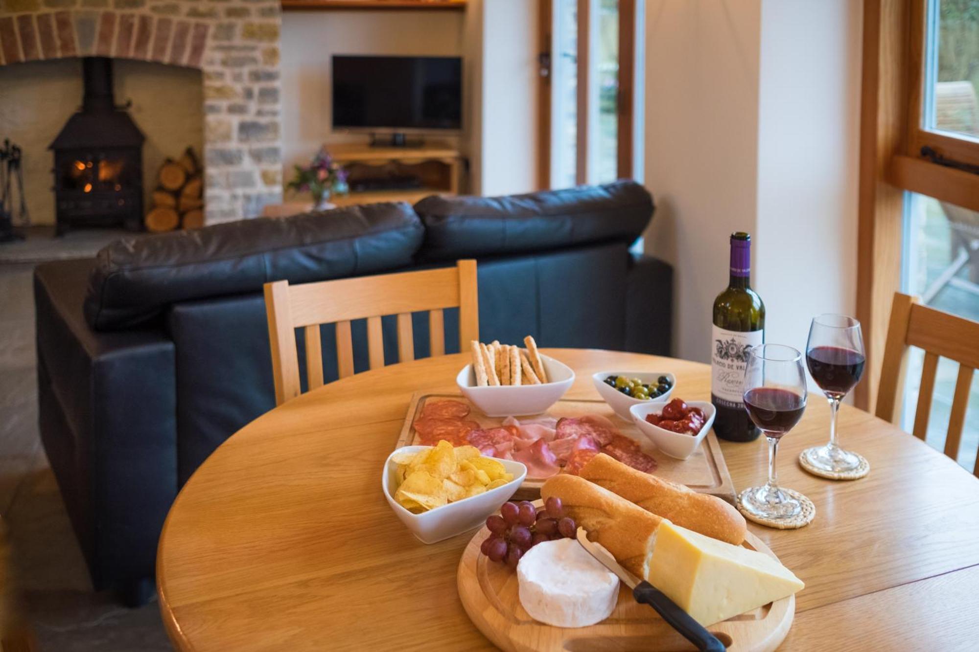 Pear Tree Cottages Wedmore Esterno foto